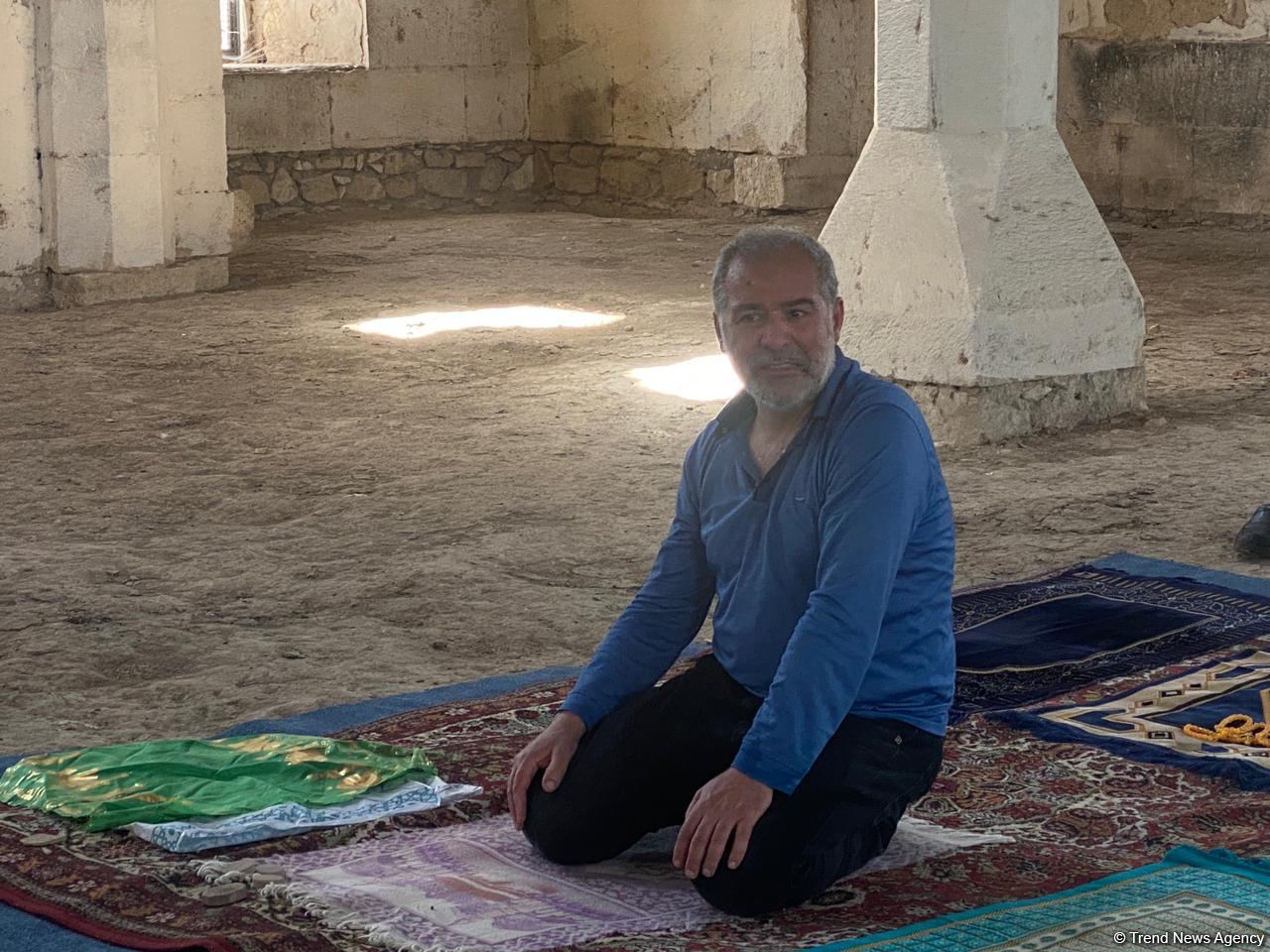 ABŞ-ın “Xəzər Siyasət Mərkəzi”nin nümayəndə heyəti Ağdamda erməni vandalizminə şahidlik edib (FOTO/VİDEO)