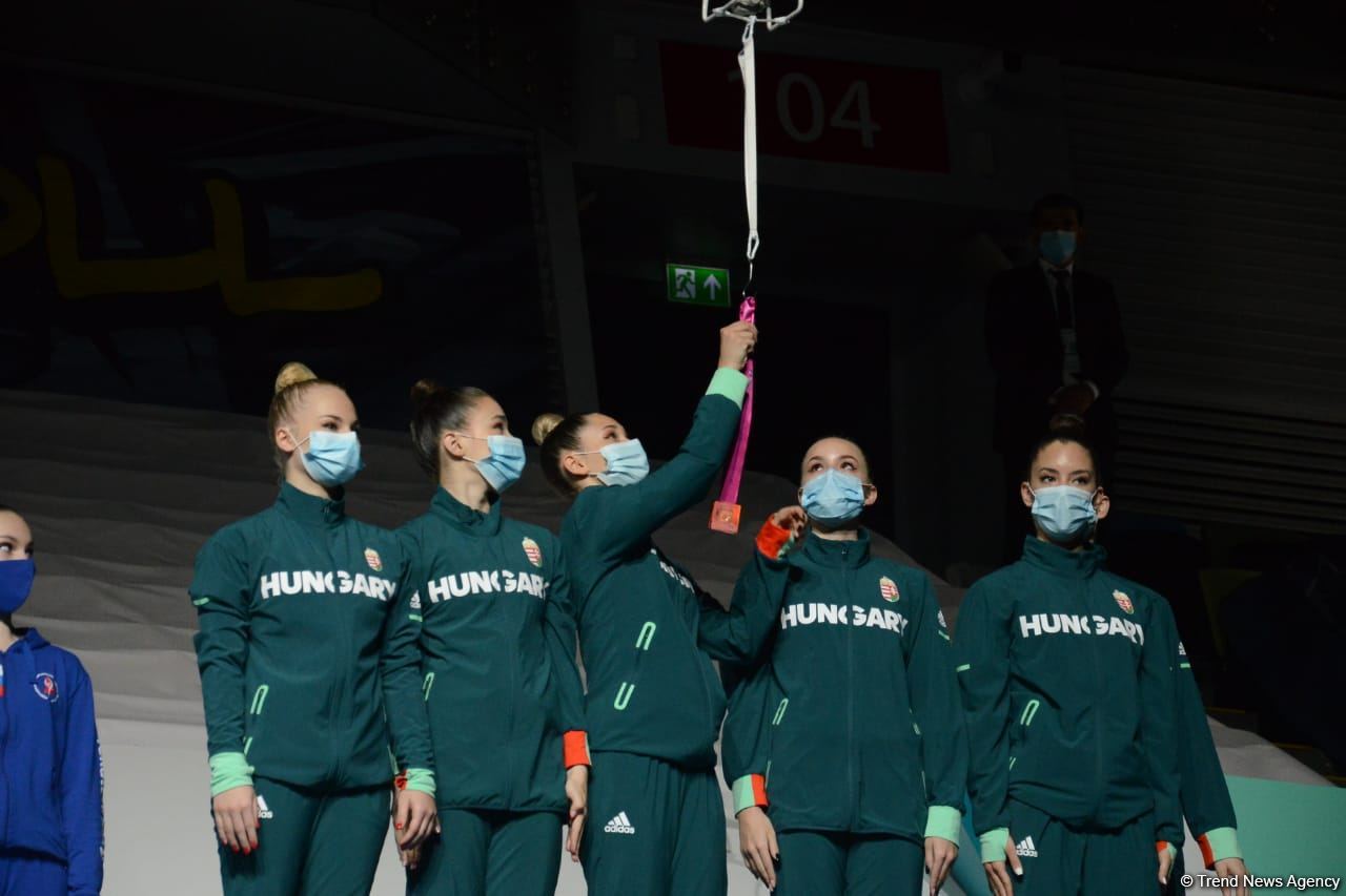 Aerobika gimnastikası üzrə Dünya Yaş Qrupları Yarışlarında qrup hərəkətlərdə və aerodans proqramında qaliblər mükafatlandırılıb (FOTO)