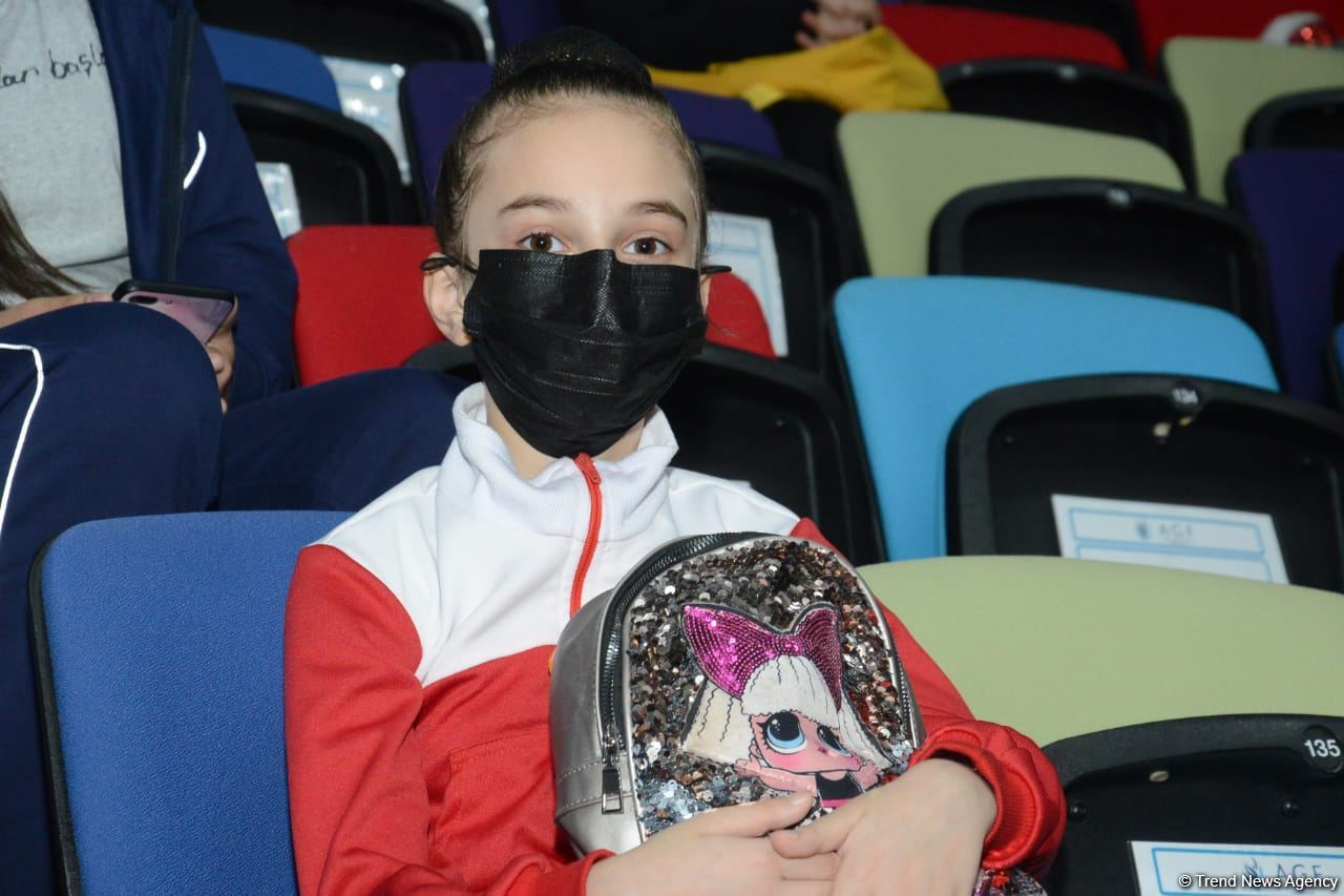 Bakıda gimnastların dünya və Avropa çempionu Vladislav Osknerlə görüşü keçirilib (FOTO)