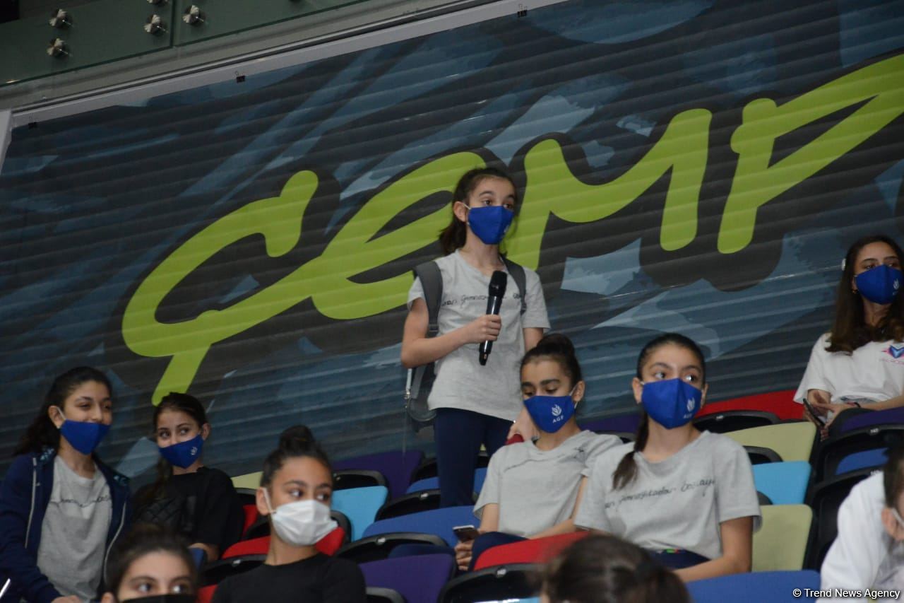 Bakıda gimnastların dünya və Avropa çempionu Vladislav Osknerlə görüşü keçirilib (FOTO)