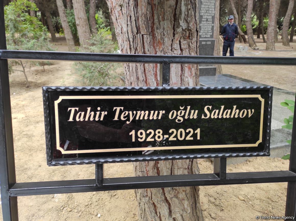 Xalq rəssamı Tahir Salahov dəfn olunub (FOTO/VİDEO)