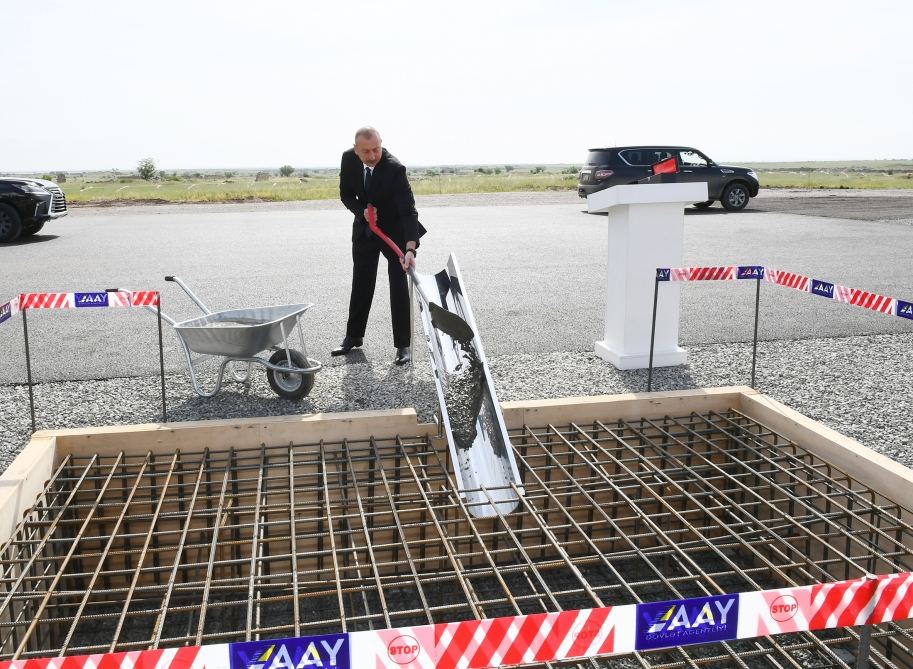 Prezident İlham Əliyev Ağdama səfər edib, Bərdə-Ağdam avtomobil yolunun təməlqoyma mərasimində iştirak edib (FOTO)(YENİLƏNİB)