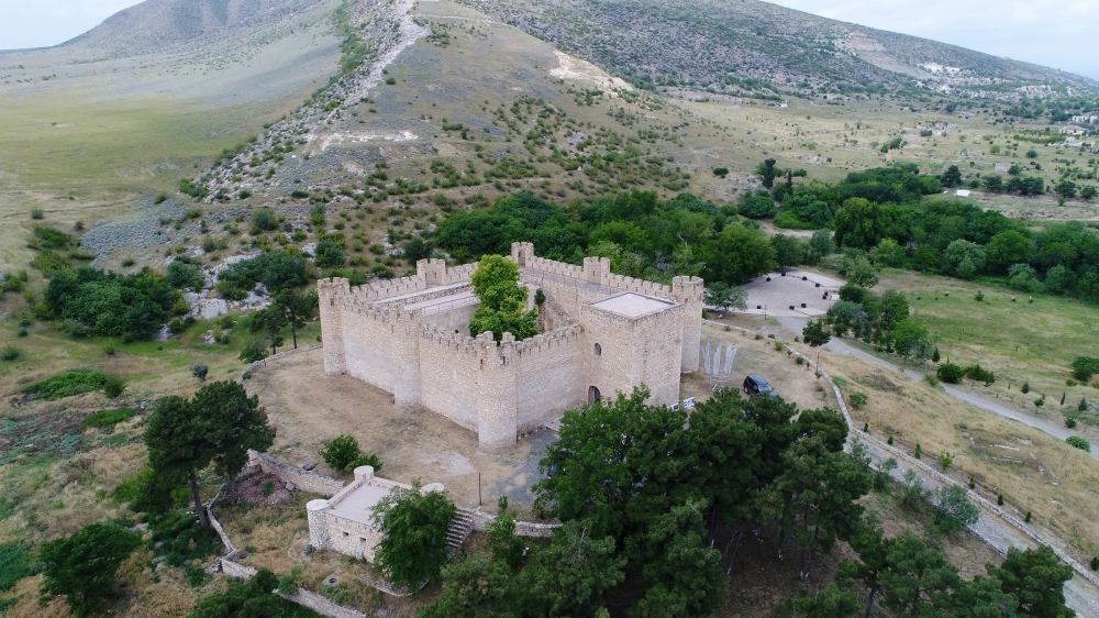 Yeni iqtisadi bölgü azad olunmuş ərazilərin ölkə iqtisadiyyatına reinteqrasiyası baxımından əhəmiyyətlidir - Deputat