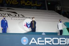 Aerobika gimnastikası üzrə dünya çempionatında qarışıq cütlüklər və kişilər arasında qaliblər mükafatlandırılıb (FOTO)