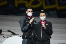Aerobika gimnastikası üzrə dünya çempionatında qarışıq cütlüklər və kişilər arasında qaliblər mükafatlandırılıb (FOTO)
