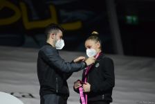 Aerobika gimnastikası üzrə dünya çempionatında qarışıq cütlüklər və kişilər arasında qaliblər mükafatlandırılıb (FOTO)