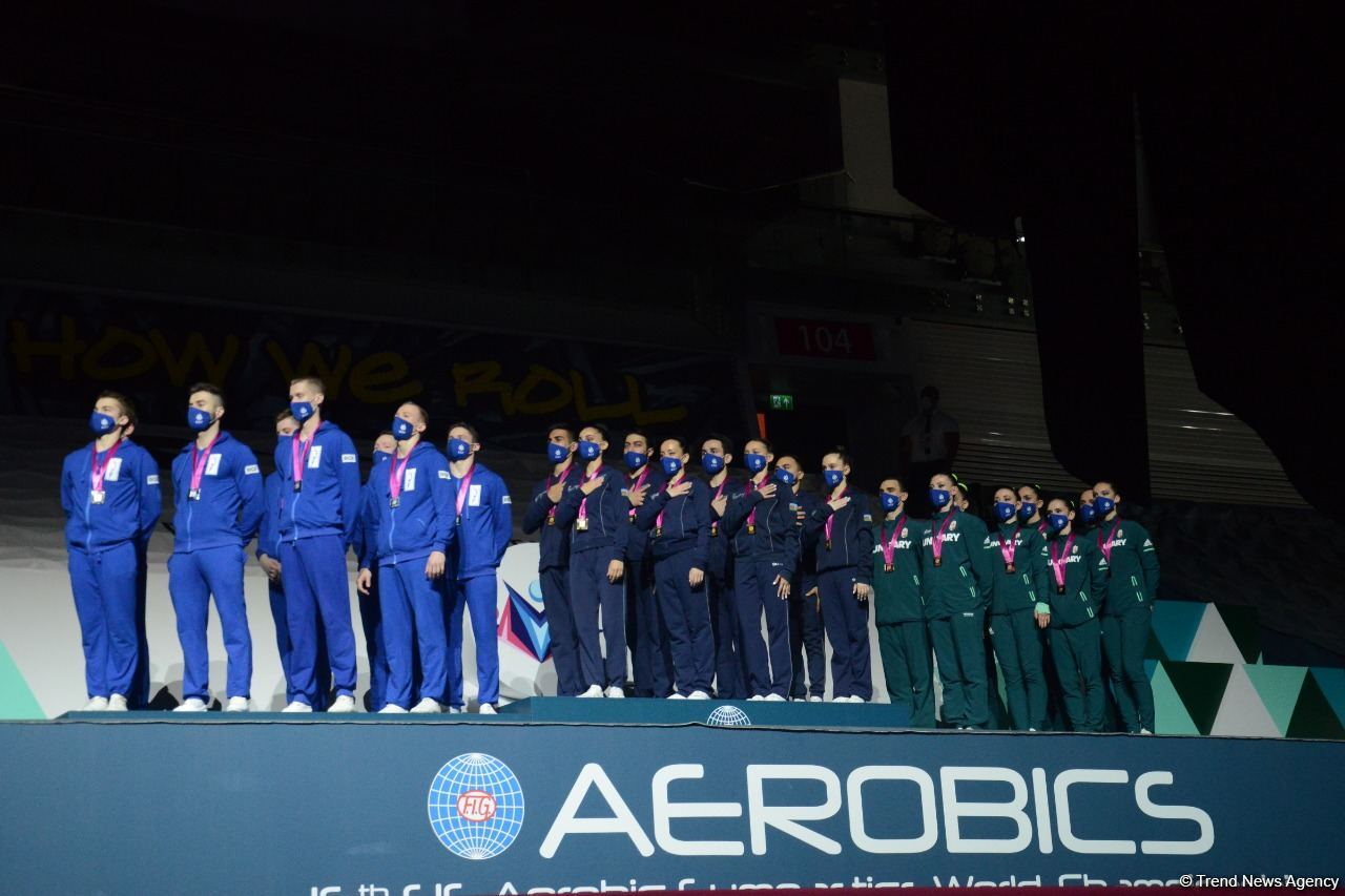 Aerobika gimnastikası üzrə dünya çempionatında qrup hərəkətlərində və aerodans proqramında qaliblər mükafatlandırılıb (FOTO)