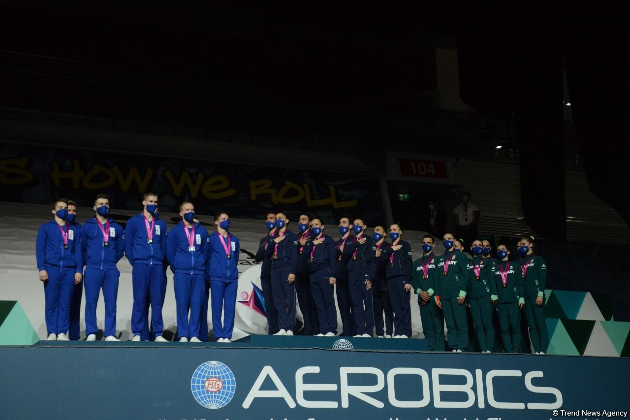 Aerobika gimnastikası üzrə dünya çempionatında qrup hərəkətlərində və aerodans proqramında qaliblər mükafatlandırılıb (FOTO)