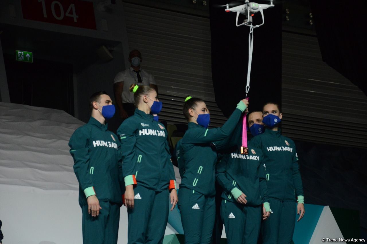 Aerobika gimnastikası üzrə dünya çempionatında qrup hərəkətlərində və aerodans proqramında qaliblər mükafatlandırılıb (FOTO)