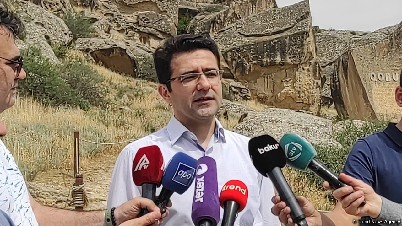 Beynəlxalq blogerlər azad olunmuş torpaqlara səfər edəcəklər (FOTO/VİDEO)