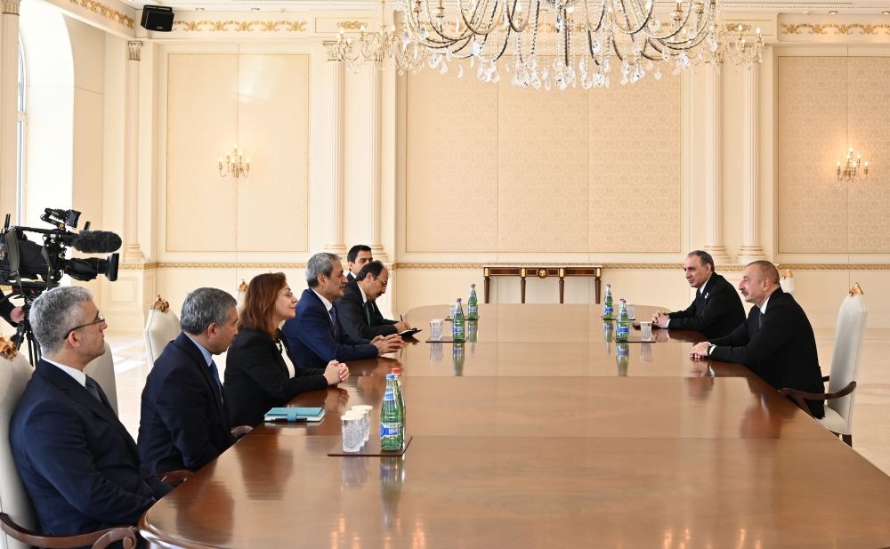 Prezident İlham Əliyev Türkiyə Ali Məhkəməsinin Baş prokurorunun başçılıq etdiyi nümayəndə heyətini qəbul edib