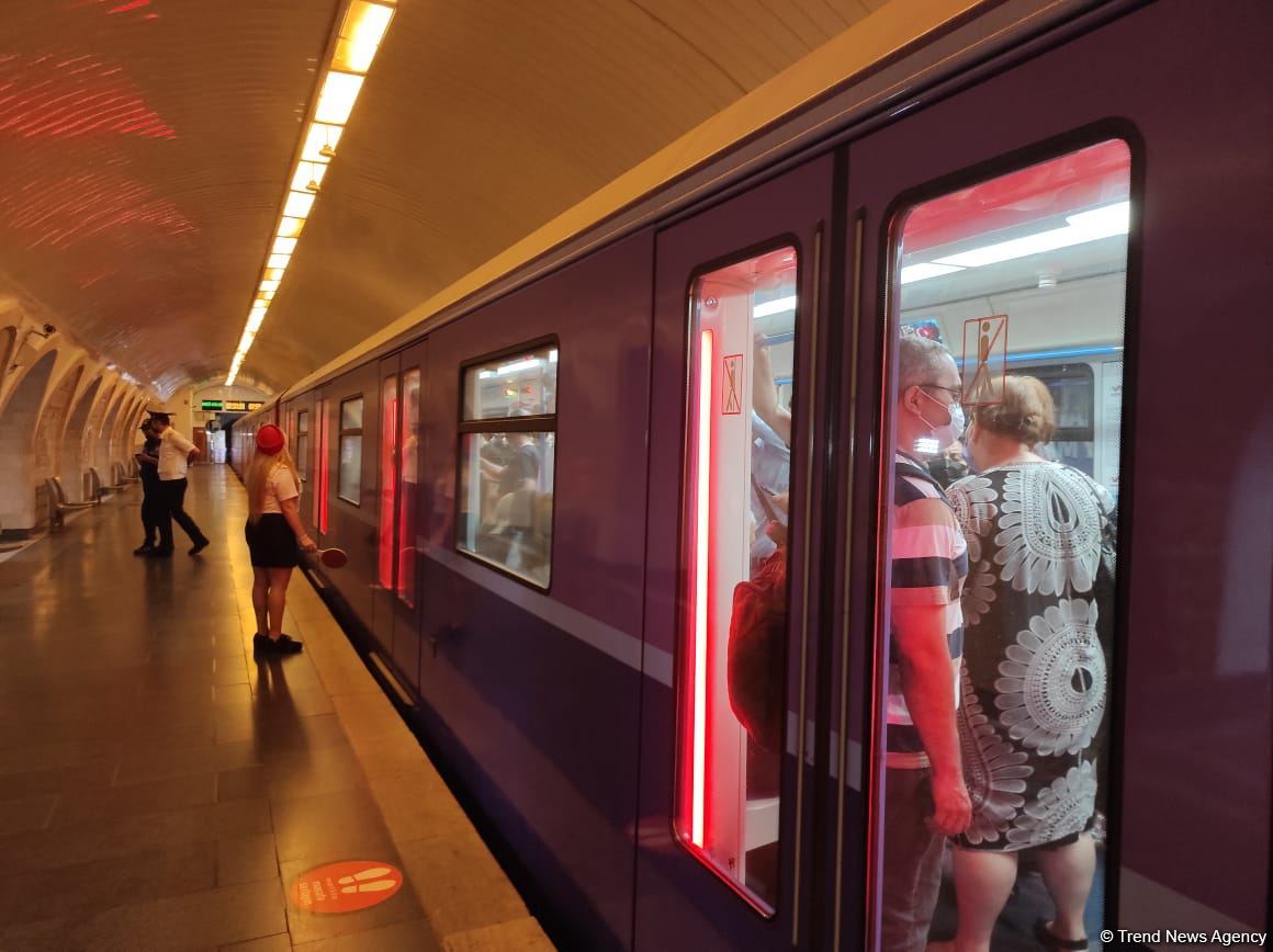 7 aydan sonra fəaliyyətə başlayan Bakı metrosu (FOTO)