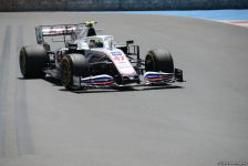 Bakıda F1 sərbəst yürüşünə start verilib (FOTO)