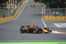 Bakı şəhər halqasında Formula 2 üzrə sərbəst yürüşlərə start verilib (FOTO)