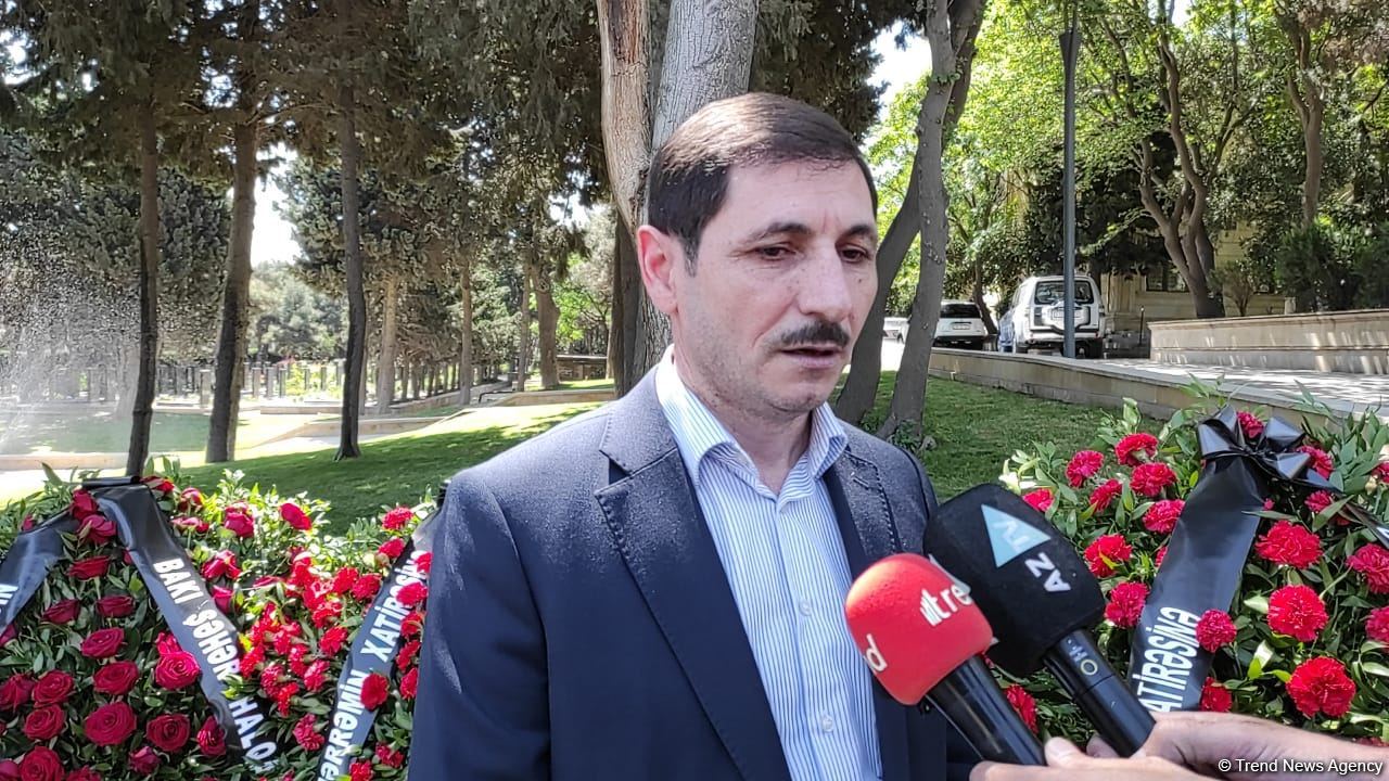 Kəlbəcərdə minaya düşərək həlak olan jurnalistlərin xatirəsi yad olunur (FOTO/VİDEO)