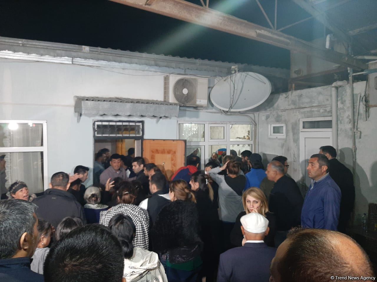Kəlbəcərdə minaya düşən jurnalistlərin cənazəsi Bakıya gətirildi (FOTO)