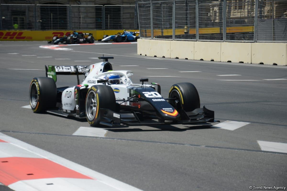 F2 sprint yarışına start verilib (FOTO)