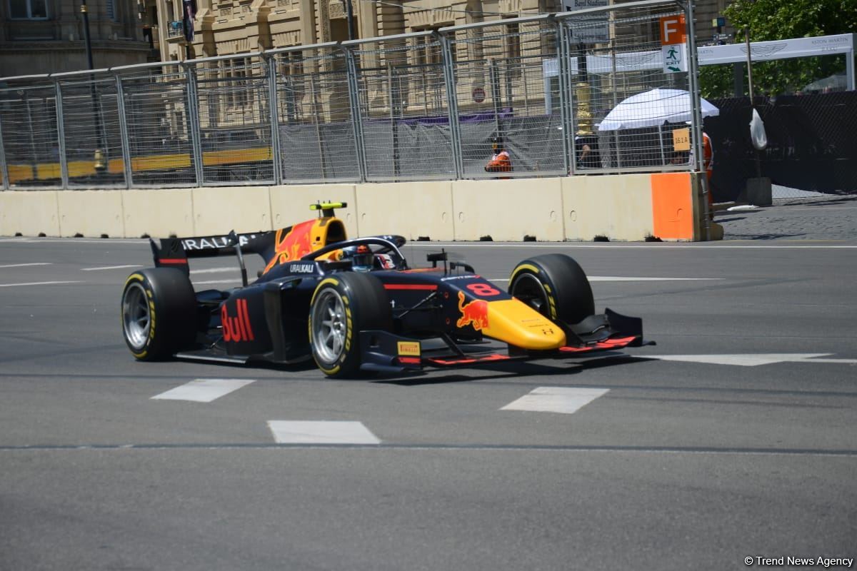 F2 sprint yarışına start verilib (FOTO)