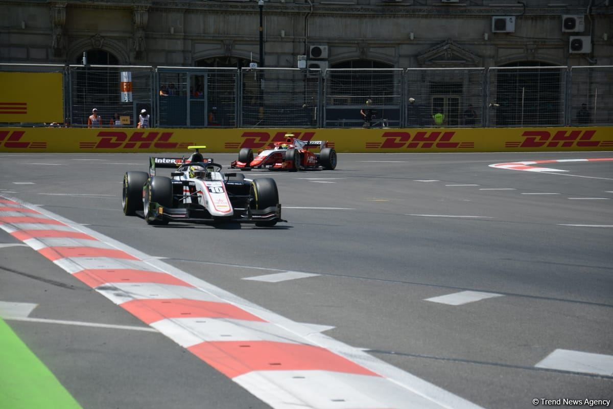 F2 sprint yarışına start verilib (FOTO)