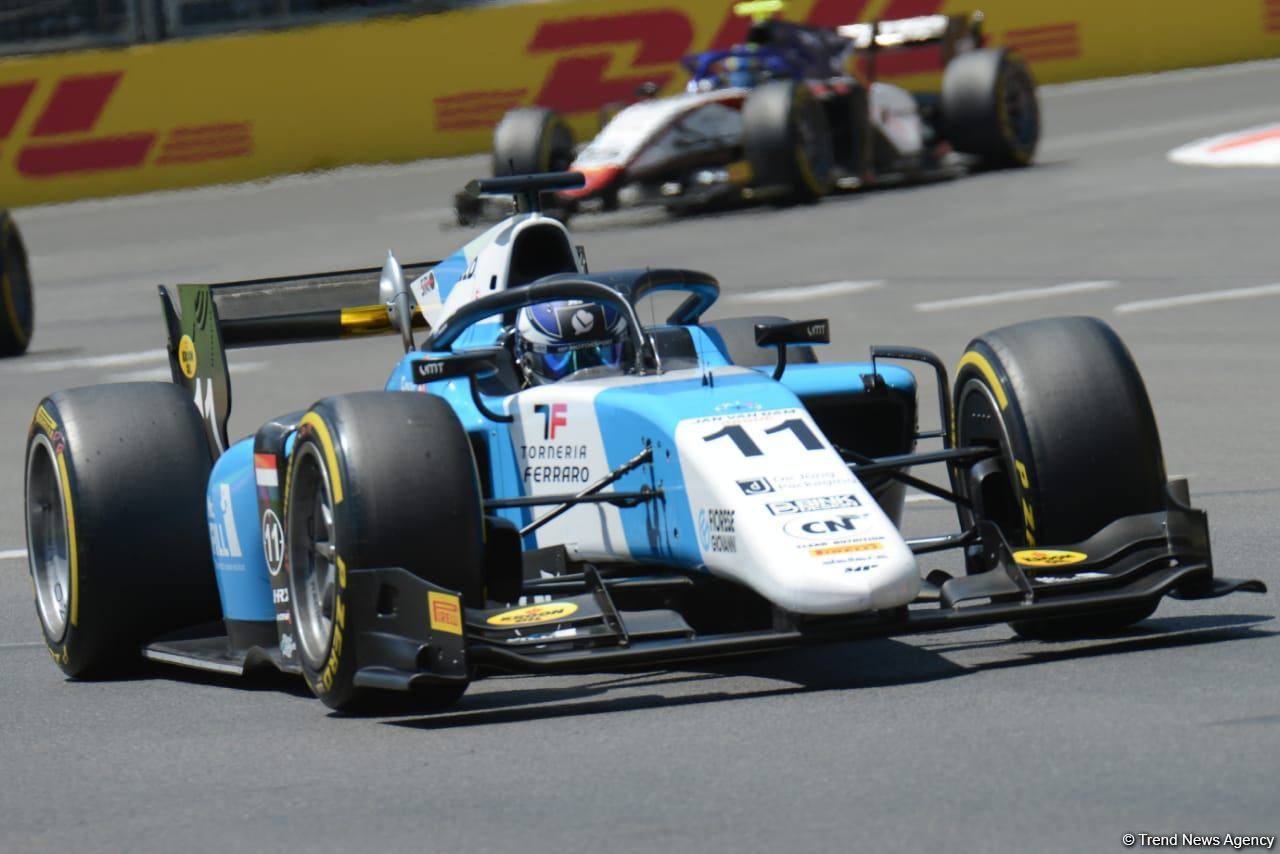 F2 sprint yarışına start verilib (FOTO)