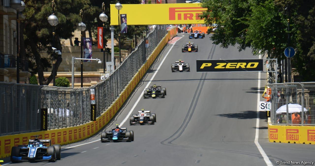 F2 sprint yarışına start verilib (FOTO)