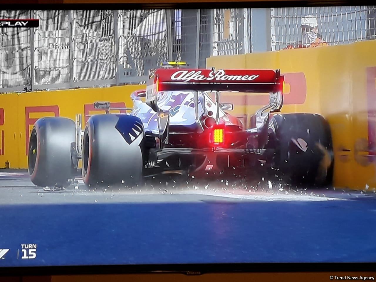 F1 sıralama turunda növbəti qəza (FOTO)