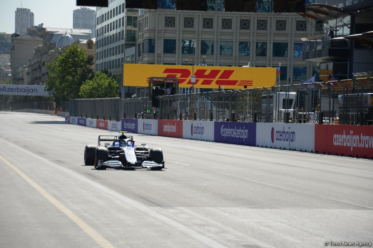 F1 sıralama turuna start verildi (FOTO)