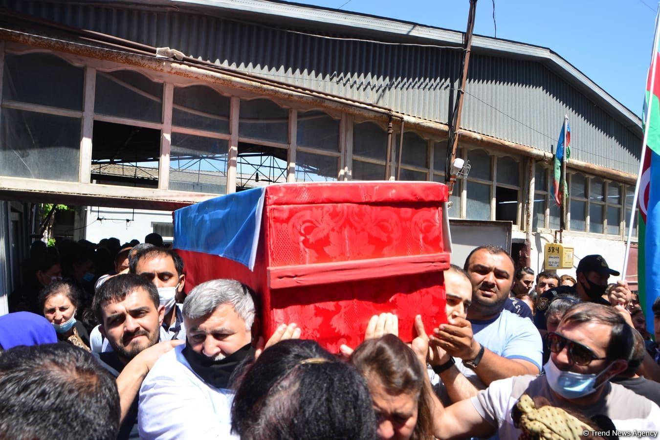 Şəhid jurnalist dəfn olunub (FOTO)