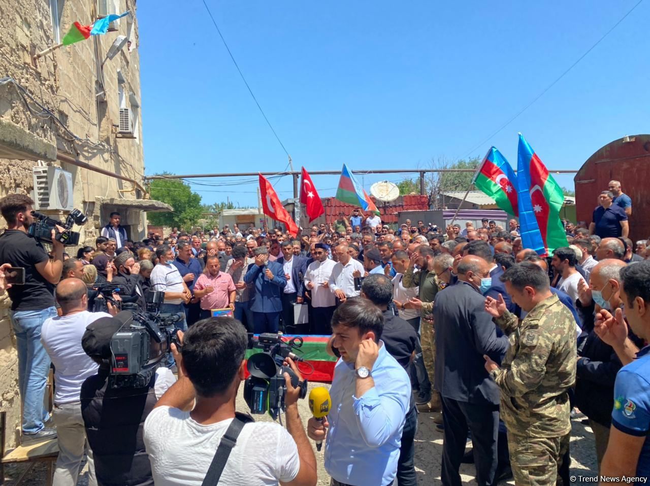 Sirac Abışovla vida mərasimi (FOTO)