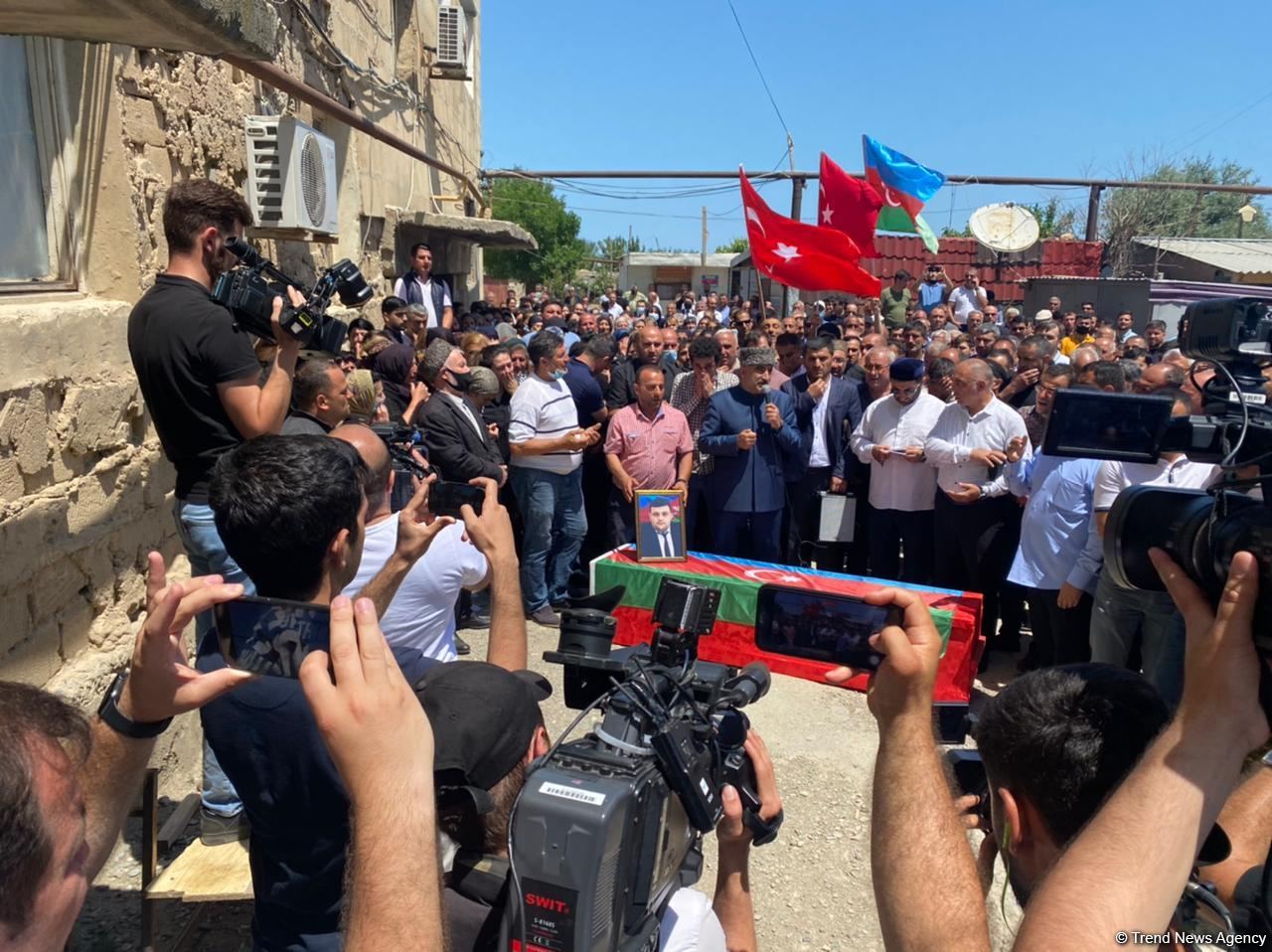 Sirac Abışovla vida mərasimi (FOTO)