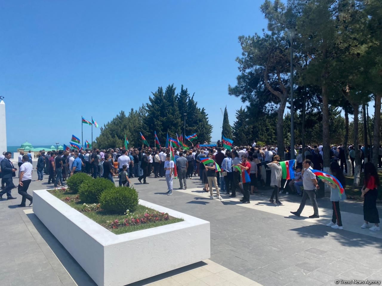 Sirac Abışovla vida mərasimi (FOTO)