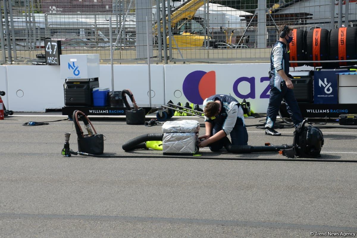 Formula 1 Azərbaycan Qran Prisində Dövlət Himni mərasimi keçirilib (FOTO/VİDEO)