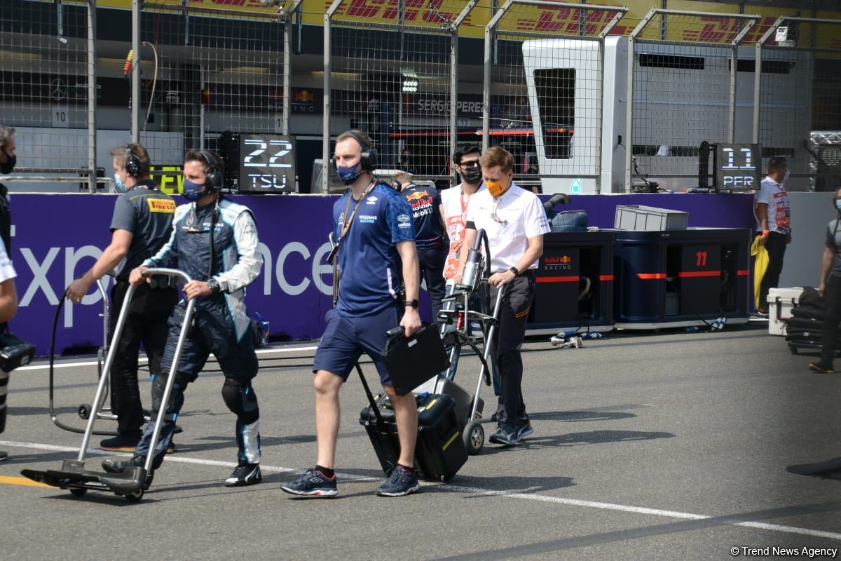 Formula 1 Azərbaycan Qran Prisində Dövlət Himni mərasimi keçirilib (FOTO/VİDEO)