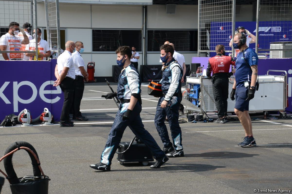 Formula 1 Azərbaycan Qran Prisində Dövlət Himni mərasimi keçirilib (FOTO/VİDEO)