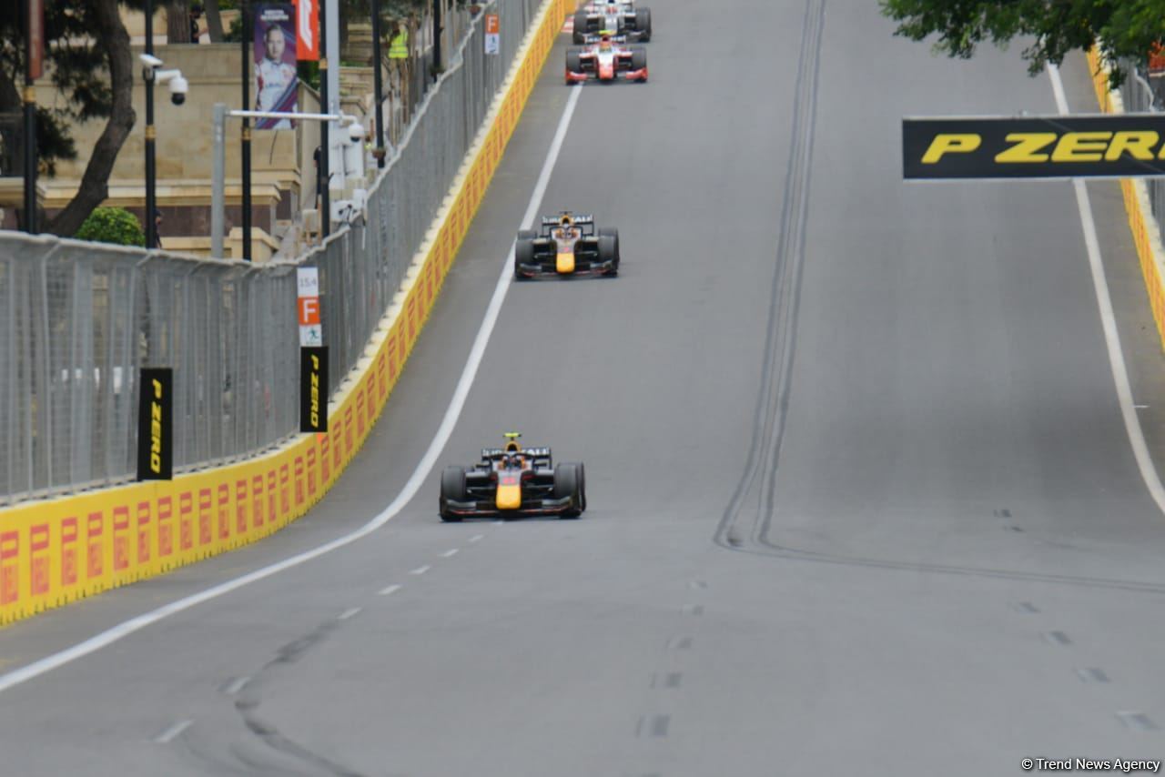 F2 üçüncü sprint yürüşünə start verilib (FOTO)