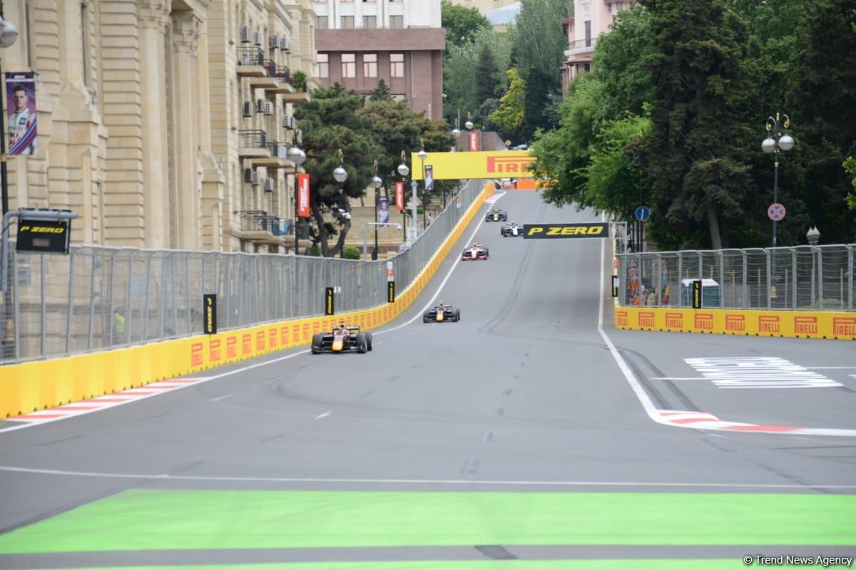 F2 üçüncü sprint yürüşünə start verilib (FOTO)