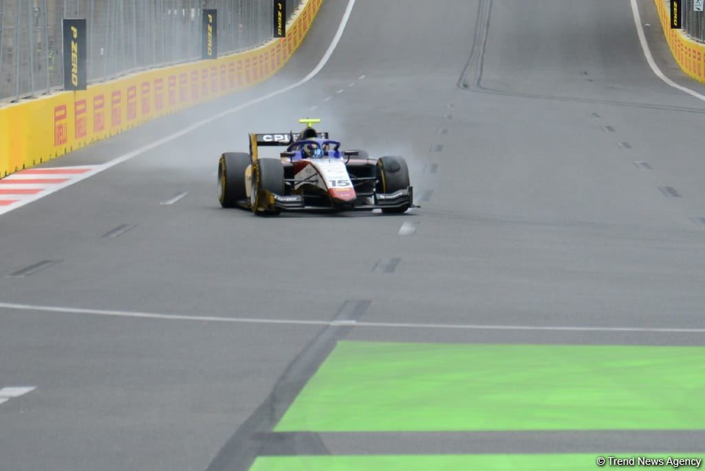 F2 üçüncü sprint yürüşünə start verilib (FOTO)