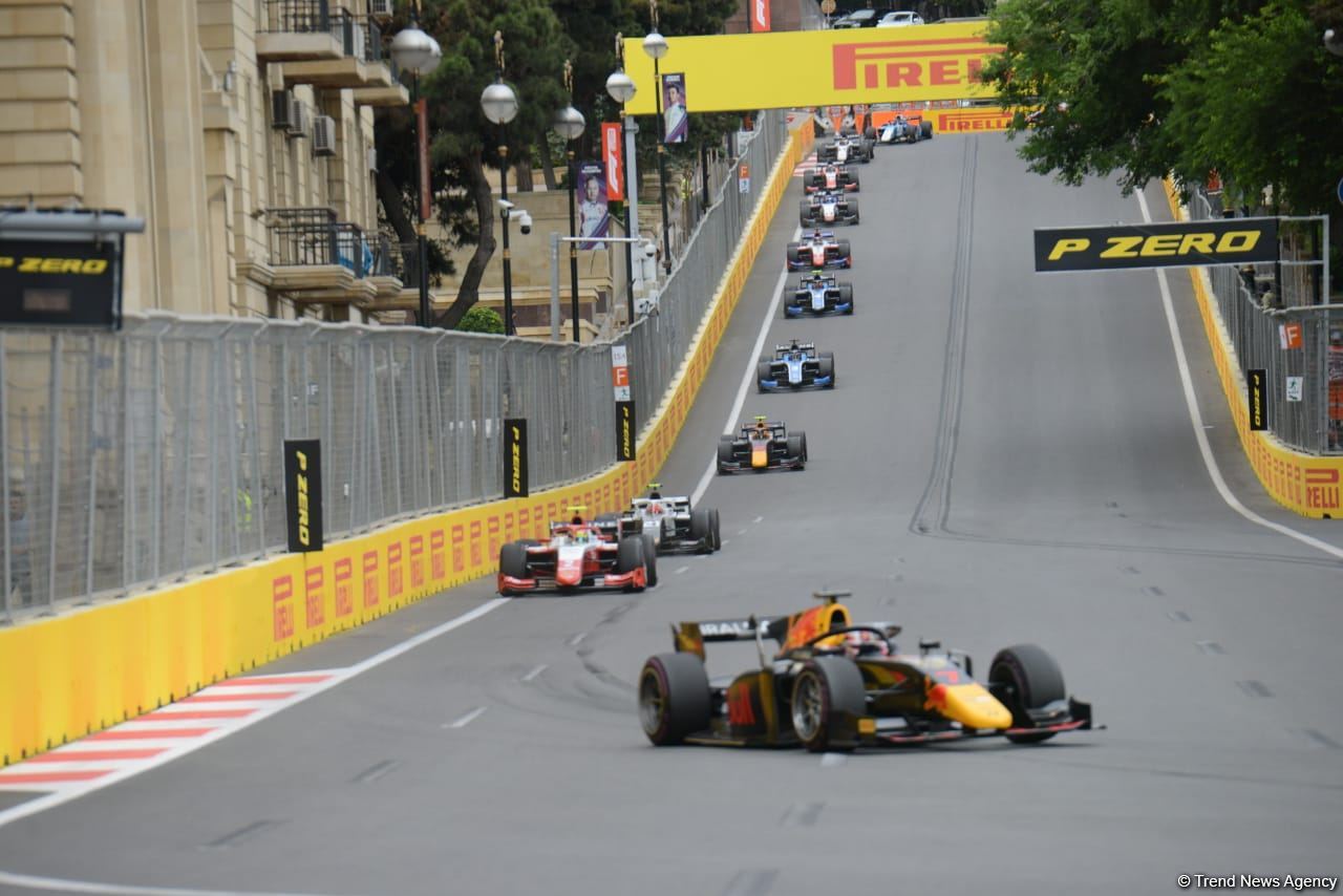 F2 üçüncü sprint yürüşünə start verilib (FOTO)