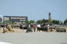 Ziyarətçilər Hərbi Qənimətlər Parkında Ordumuzun gücünü öz gözləri ilə görürlər (FOTOREPORTAJ)