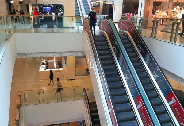 Əcnəbilər COVID-19 pasportu tələb olunan yerlərə daxil ola bilər? - Operativ Qərargah AÇIQLADI