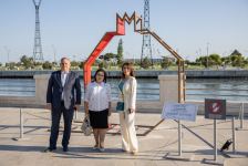 Bakı Dənizkənarı Bulvarda NARGIS Nəşriyyat evinin “Reduce, Reuse, Recycle, Respect” sərgisi açıldı (FOTO/VİDEO)