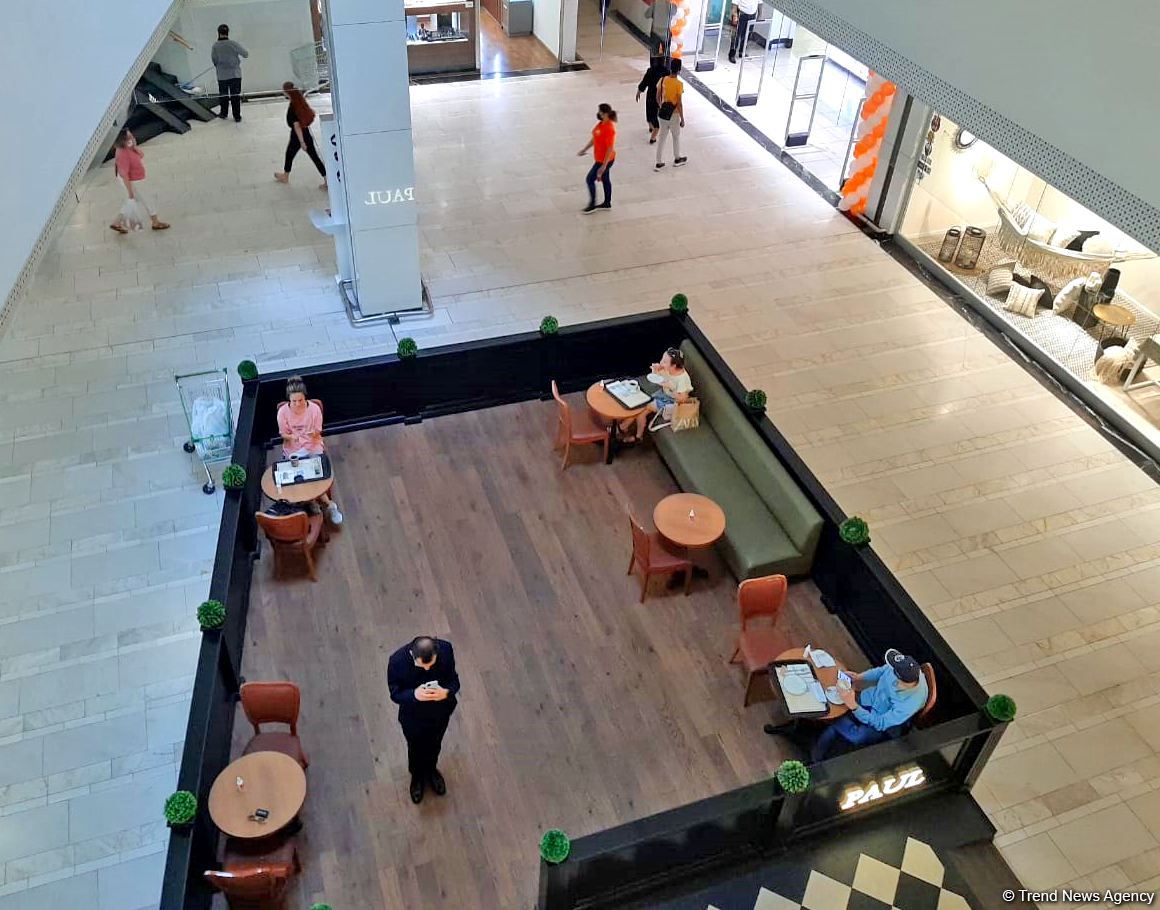 "Mall"lar açıldı (FOTO)