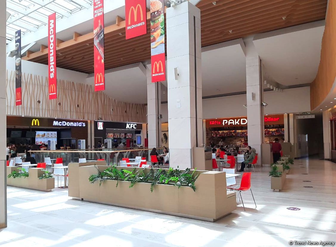 "Mall"lar açıldı (FOTO)
