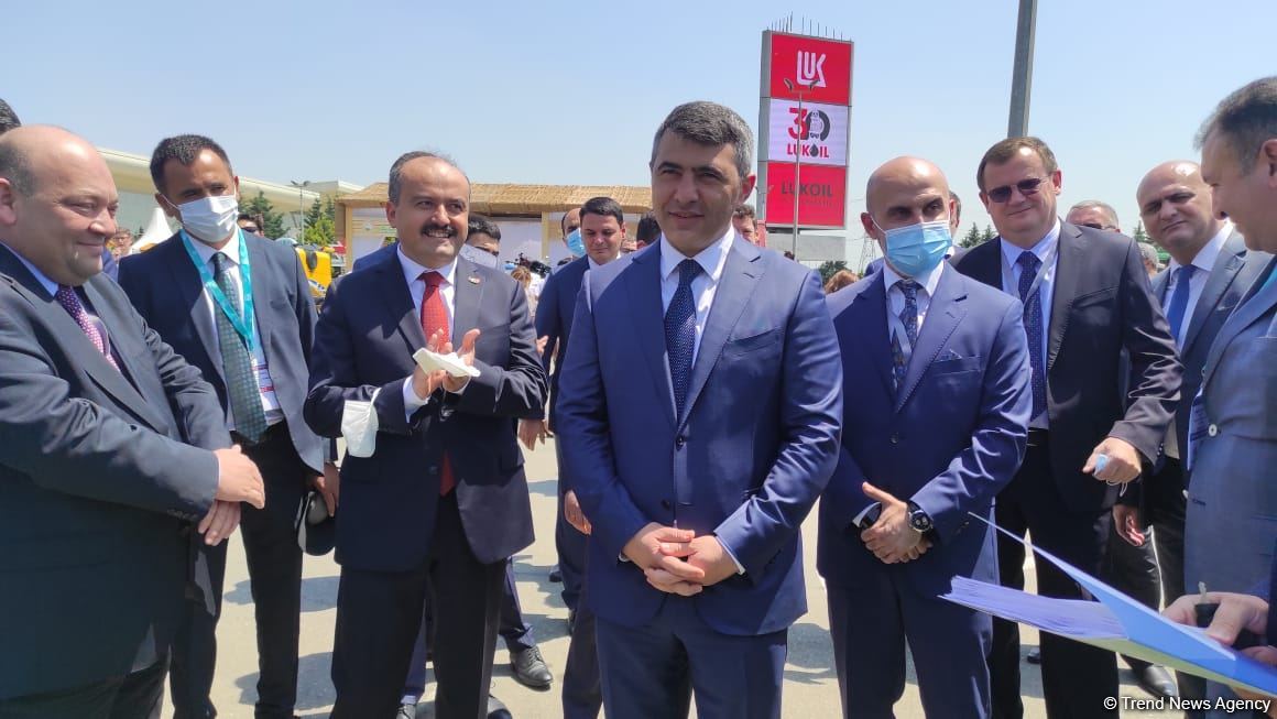 Bakıda beynəlxalq kənd təsərrüfatı və qida sənayesi sərgiləri keçirilir (FOTO)