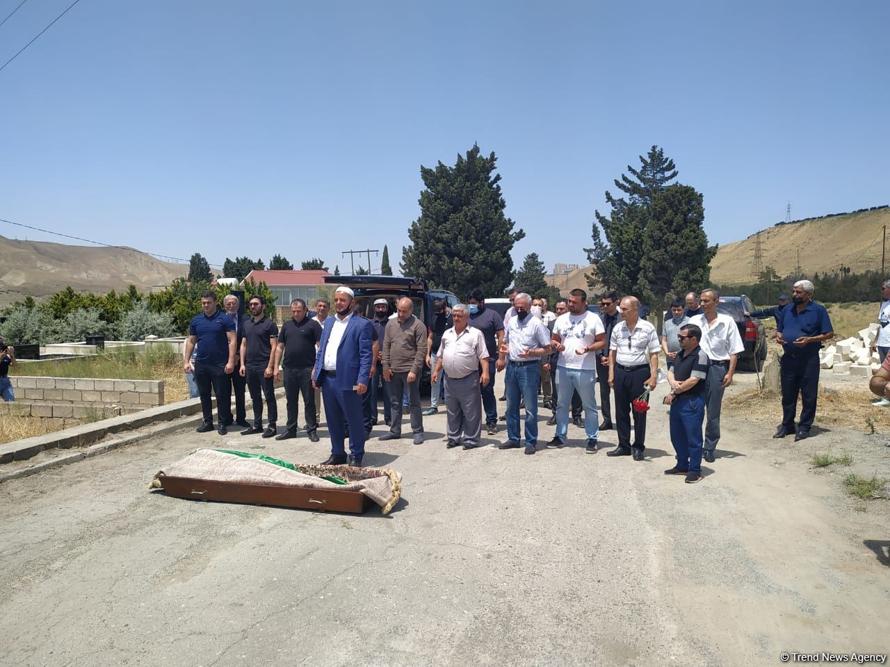 Xalq artisti Ramiz Əzizbəyli dəfn olunub (FOTO)