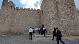 Xarici diplomatlar Ağdamda Dağüstü parkın salınacağı ərazidə və Şahbulaq qalasında olublar (FOTO)