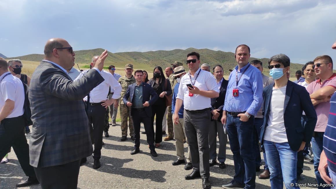 Diplomatik korpus nümayəndələrinin Ağdama səfəri başlayıb (FOTO)
