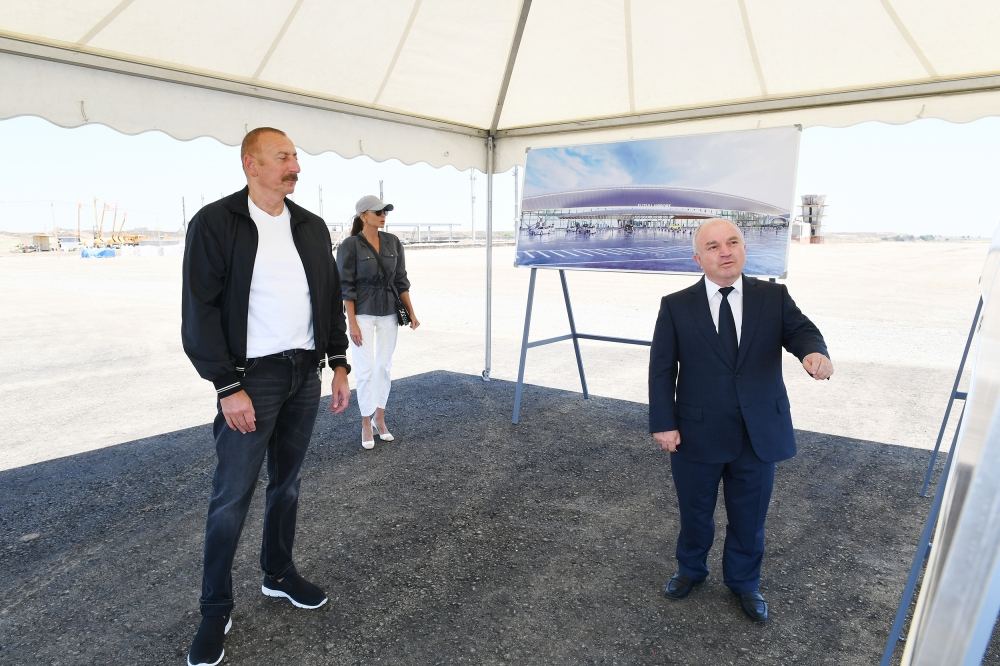 Prezident İlham Əliyev və birinci xanım Mehriban Əliyeva Füzuli rayonuna səfərə gəliblər (FOTO/VİDEO) (YENİLƏNİB)