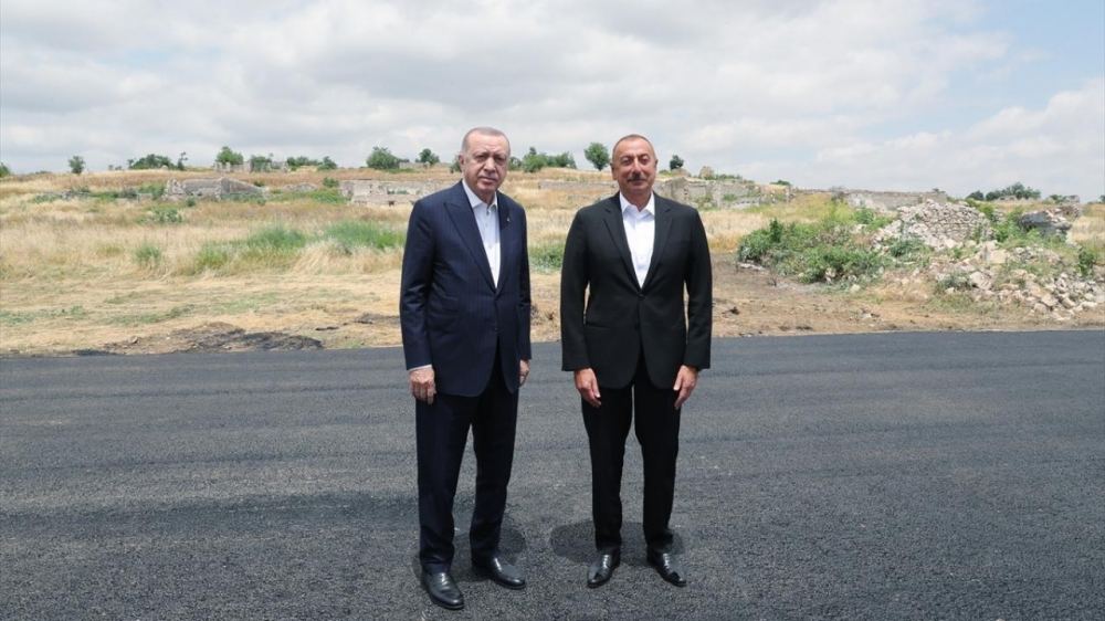 Prezident İlham Əliyev Türkiyə Prezidenti Rəcəb Tayyib Ərdoğanı Füzuli rayonunda qarşılayıb (FOTO/VİDEO) (YENİLƏNİB)