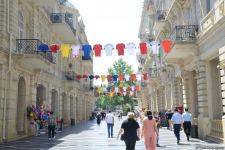 Bakıda azarkeşlər Türkiyənin oyununu gözləyir (FOTOSESSİYA)